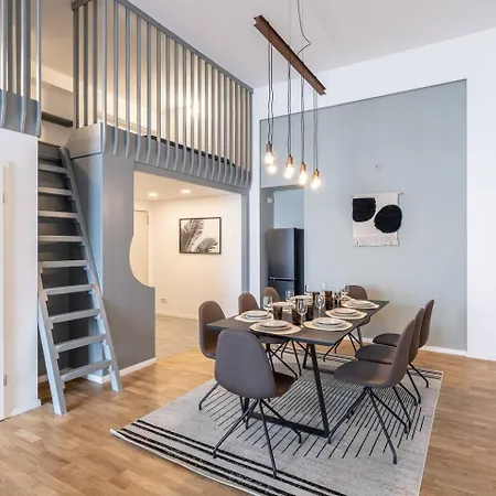 Spacious Lofts In Wedding *