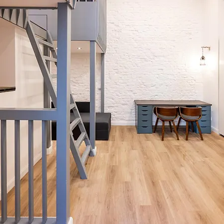 Apartman Spacious Lofts In Wedding *