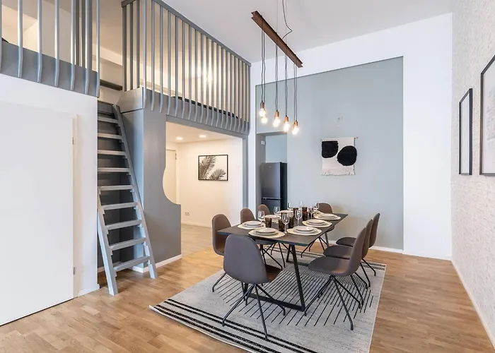 Spacious Lofts In Wedding *