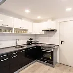 Spacious Lofts In Wedding