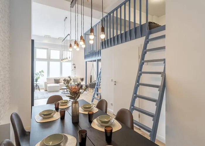 Spacious Lofts In Wedding * برلين