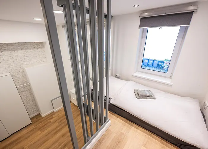 Spacious Lofts In Wedding شقة *