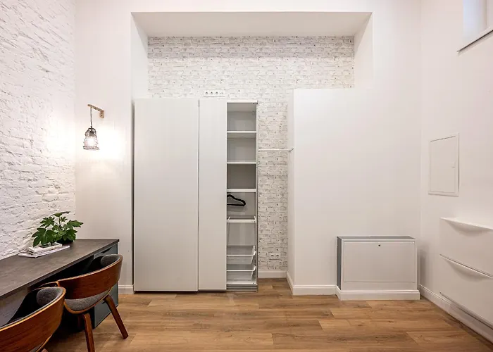 Spacious Lofts In Wedding *