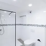 Spacious Lofts In Wedding Apartment