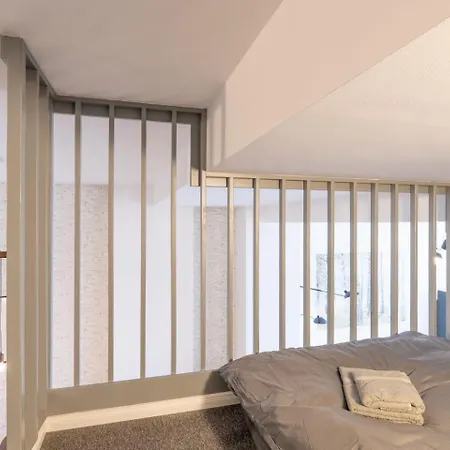 Spacious Lofts In Wedding *