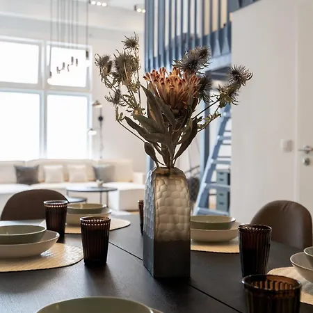 Spacious Lofts In Wedding *