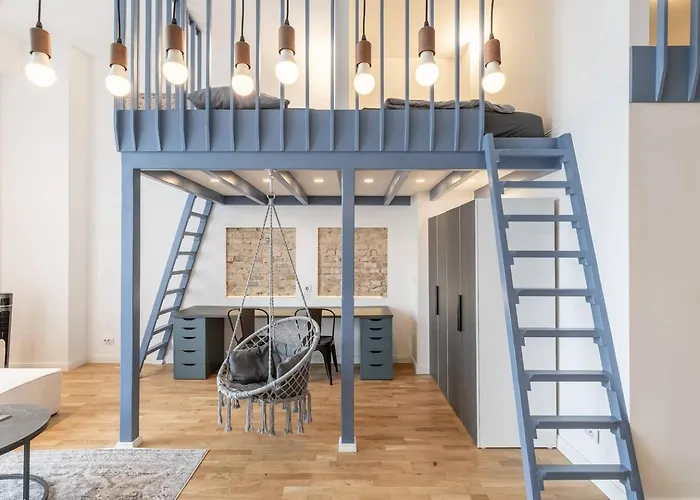 Spacious Lofts In Wedding * Berlim